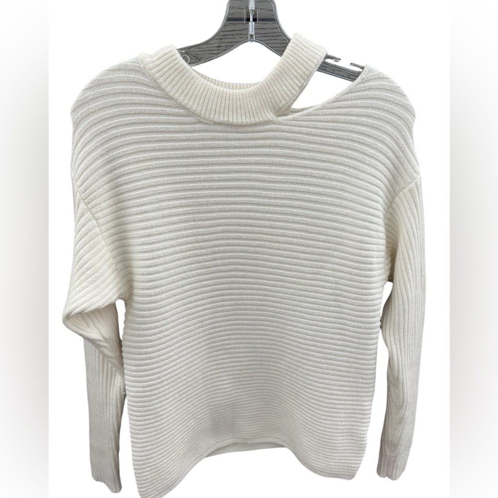 White Sweater-Size Small